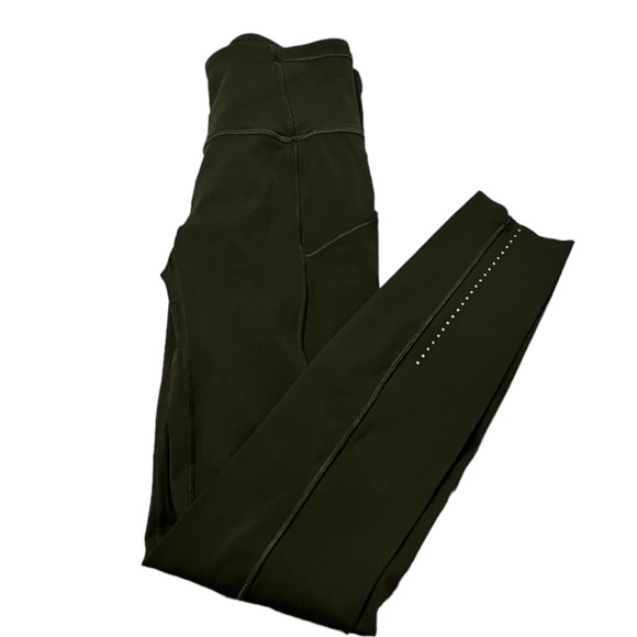 Lululemon Fast & Free 7/8 Tight II *Nulux 25" - Picture 2 of 2